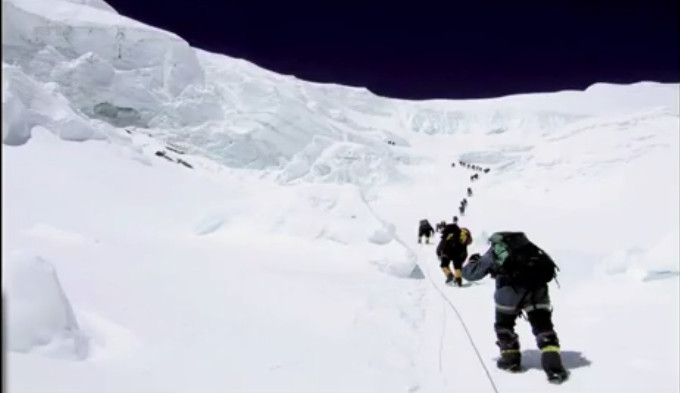 Fièvre de l'Everest8